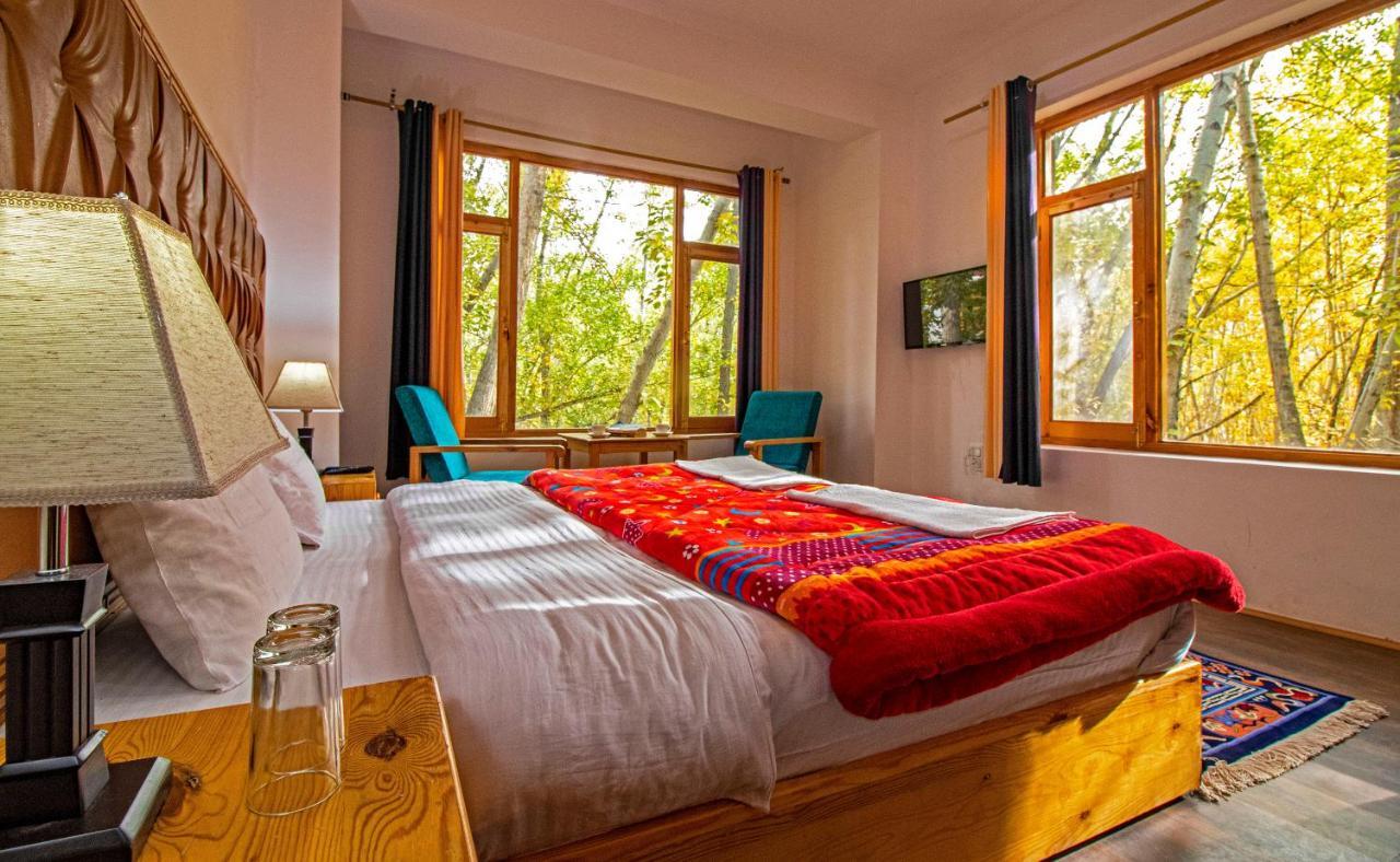 Отель Tushita Ladakh Лех Экстерьер фото